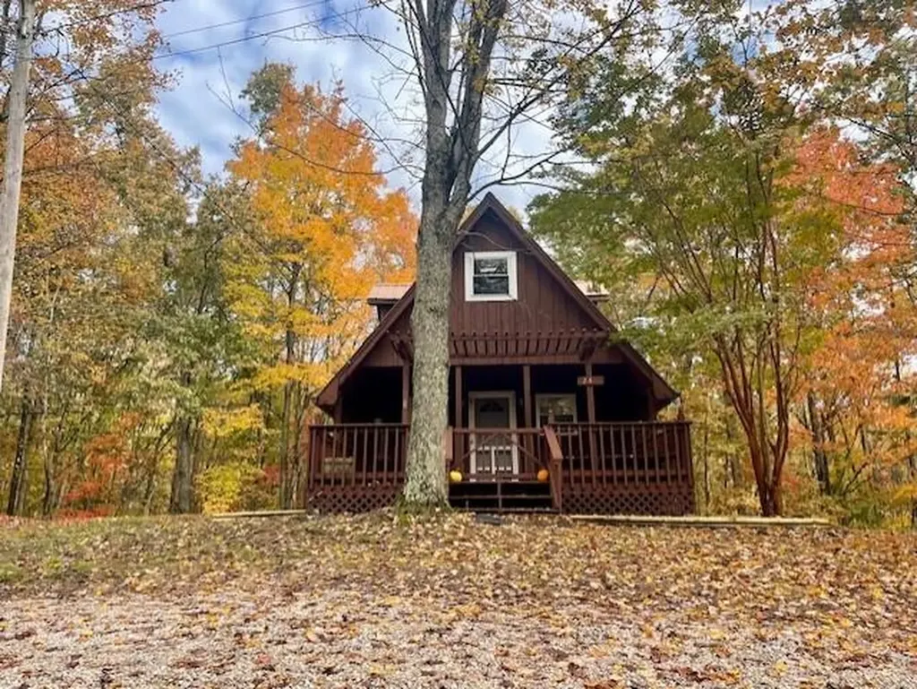 240 Cowboy Lane Wellington KY 40387