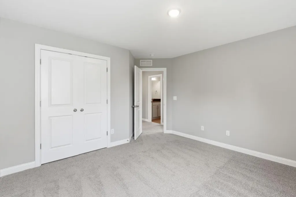 140 Dove Run Circle Georgetown KY 40324