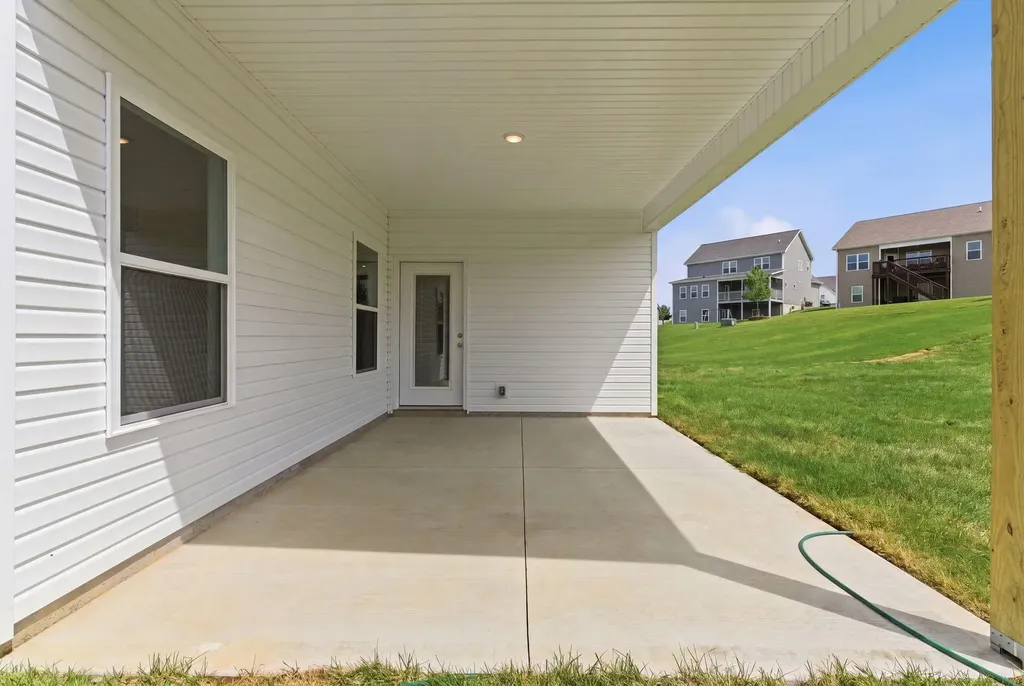140 Dove Run Circle Georgetown KY 40324
