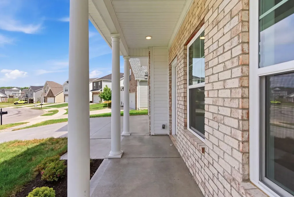 140 Dove Run Circle Georgetown KY 40324