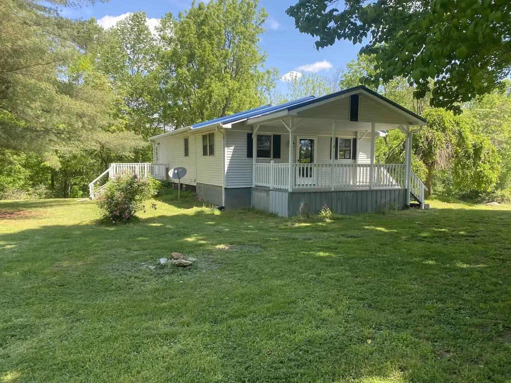 51 M&m Kean Road Russell Springs KY 42642