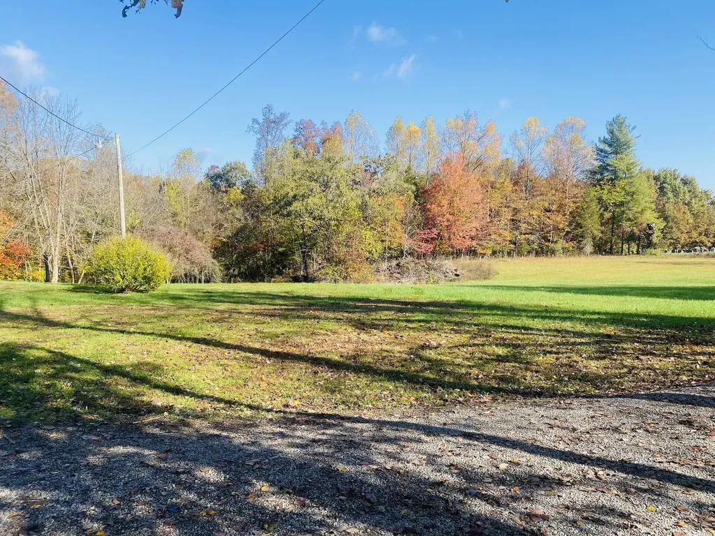 51 M&m Kean Road Russell Springs KY 42642