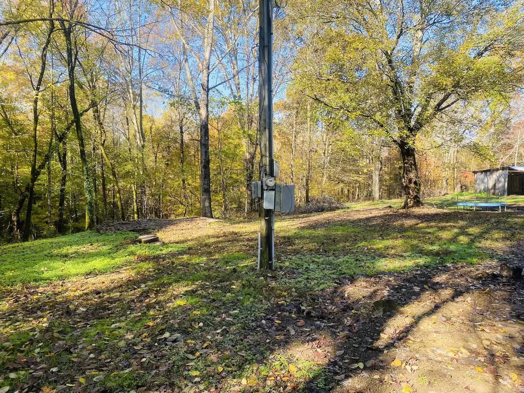 51 M&m Kean Road Russell Springs KY 42642