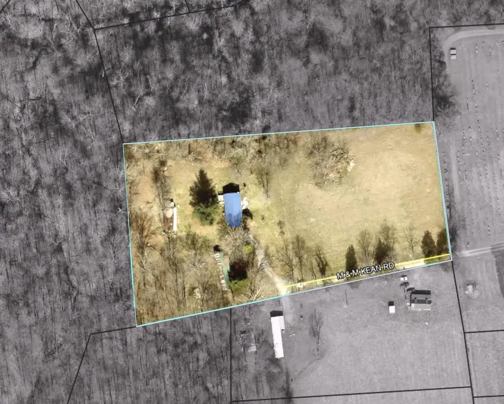 51 M&m Kean Road Russell Springs KY 42642