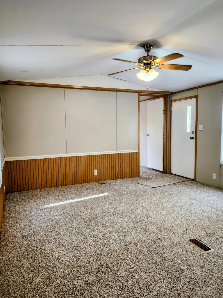 231 Sunset Drive Clay City KY 40312