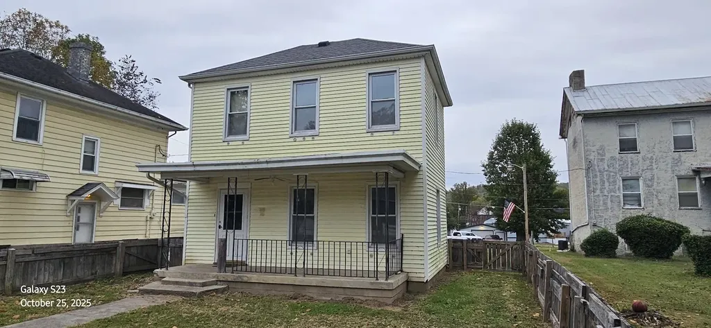 207 E 3rd Street Augusta KY 41002