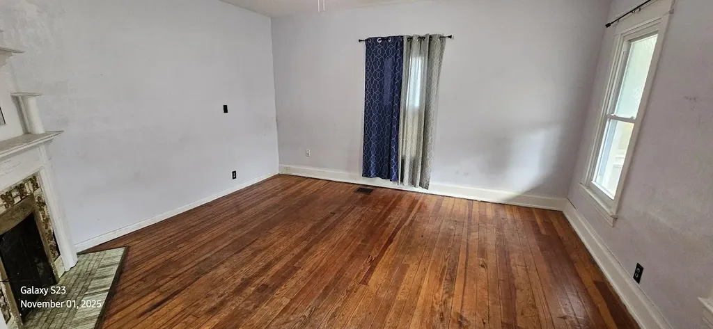 207 E 3rd Street Augusta KY 41002