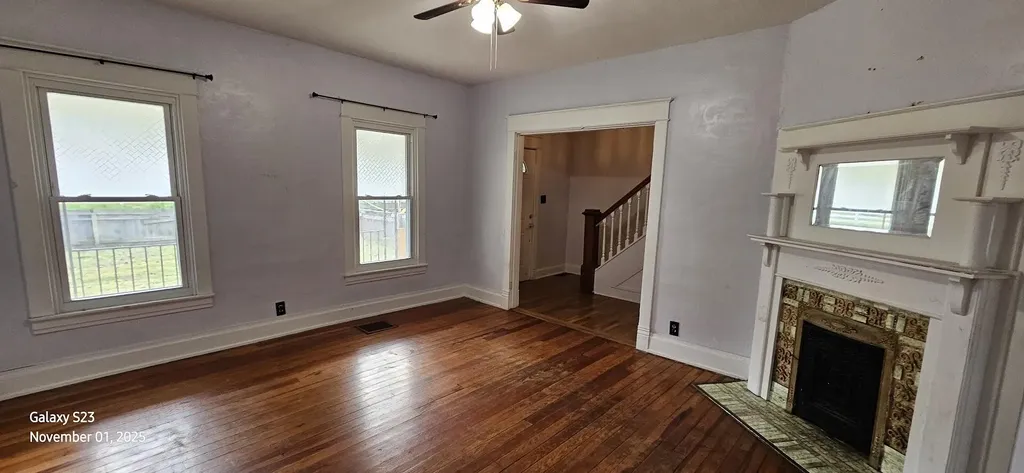 207 E 3rd Street Augusta KY 41002