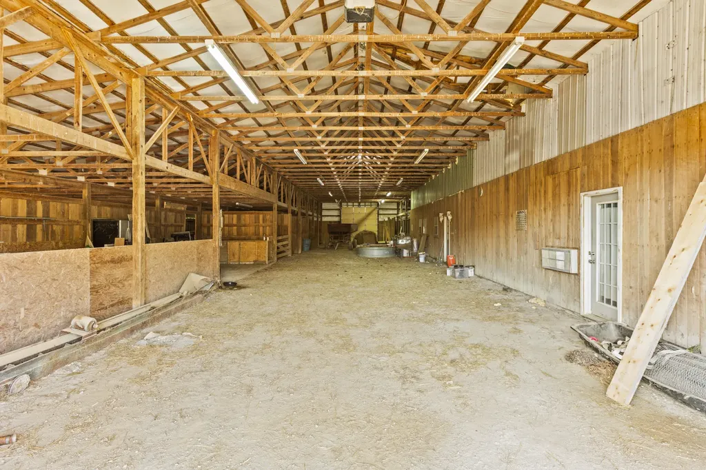 2001 Guynn Road Paint Lick KY 40461