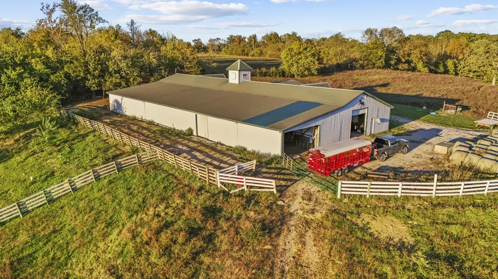 2001 Guynn Road Paint Lick KY 40461