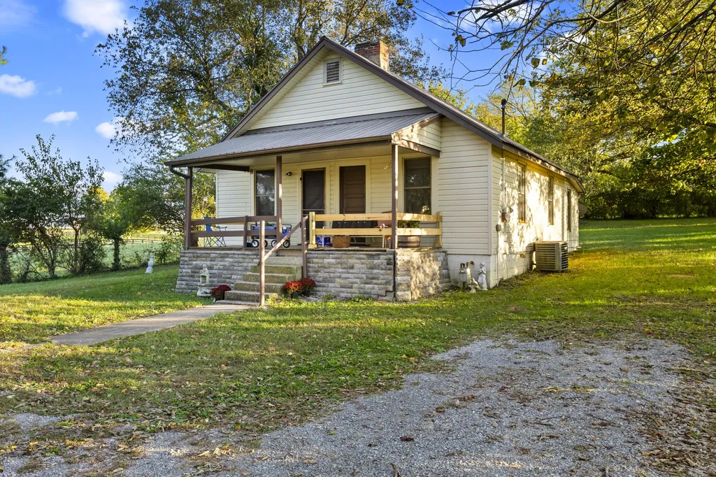 3166 Colby Road Winchester KY 40391