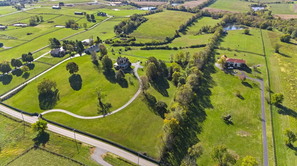 3166 Colby Road Winchester KY 40391