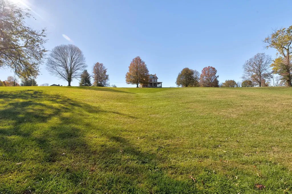 3166 Colby Road Winchester KY 40391