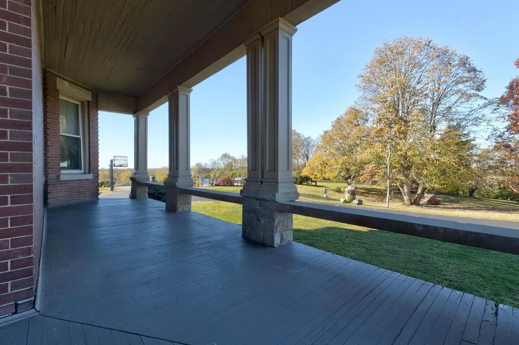 3166 Colby Road Winchester KY 40391