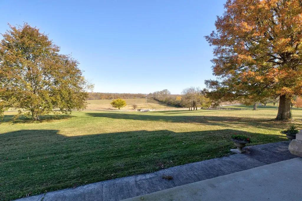 3166 Colby Road Winchester KY 40391
