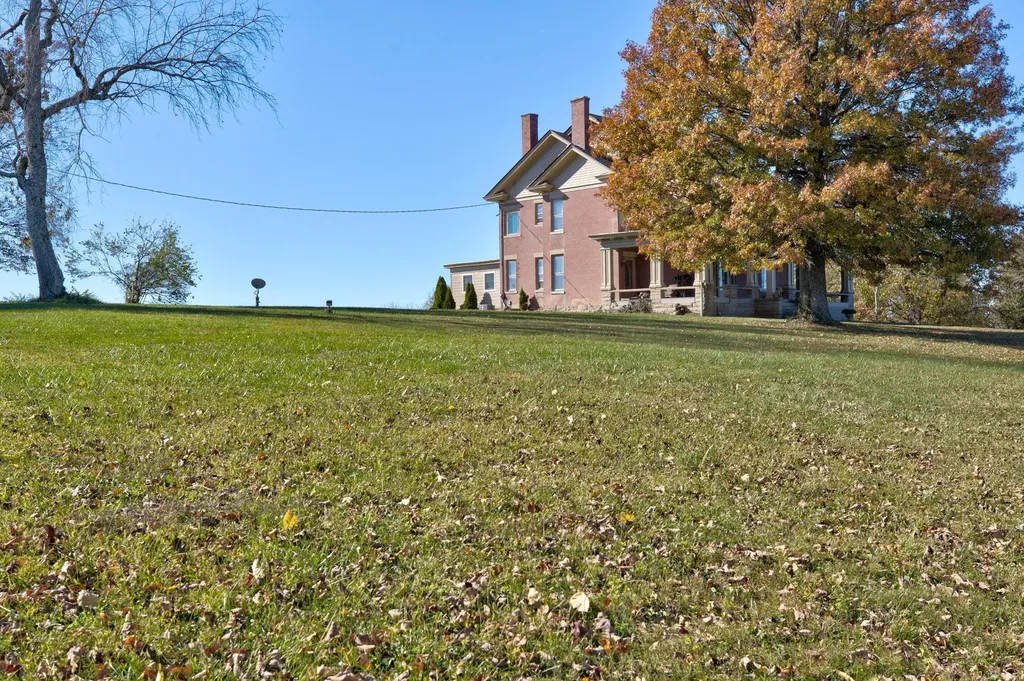 3166 Colby Road Winchester KY 40391