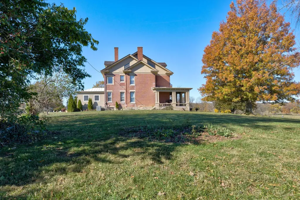3166 Colby Road Winchester KY 40391