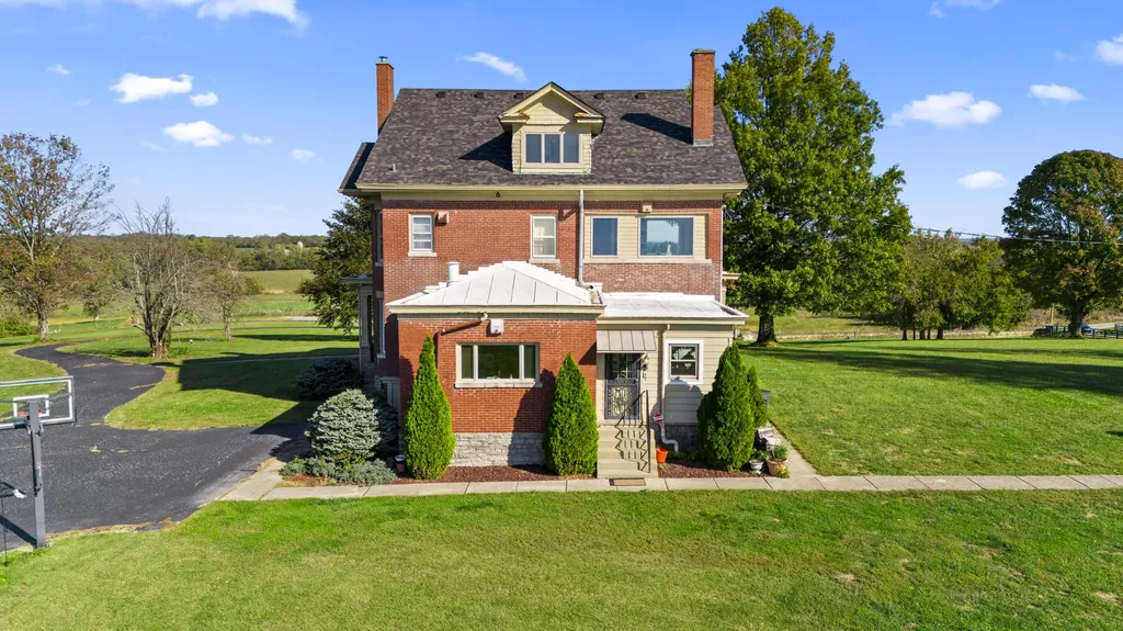 3166 Colby Road Winchester KY 40391