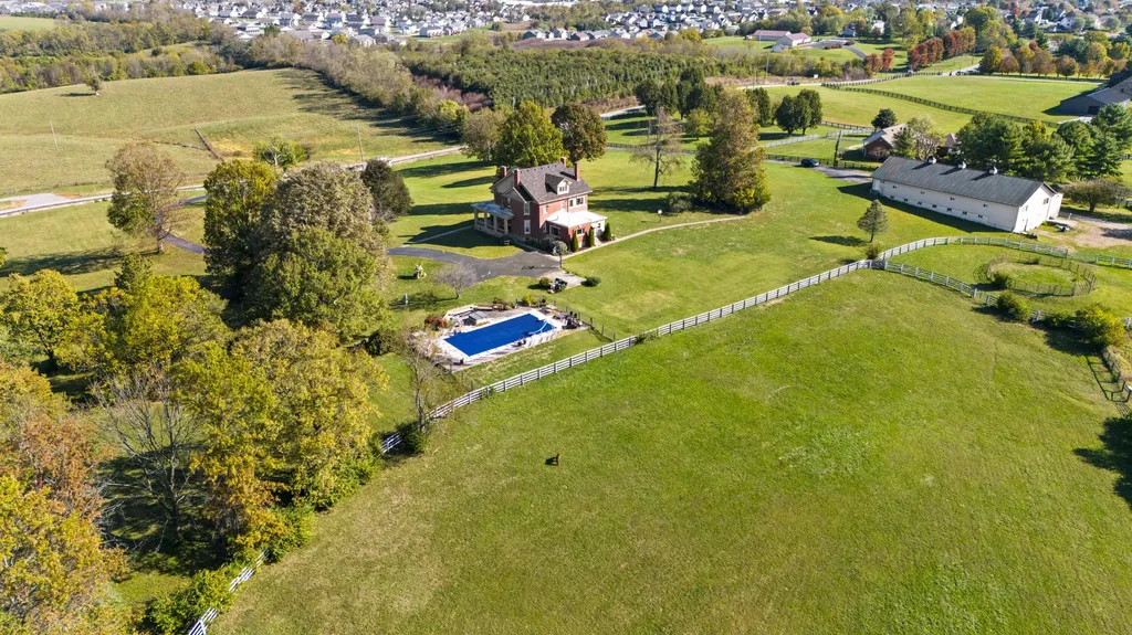 3166 Colby Road Winchester KY 40391