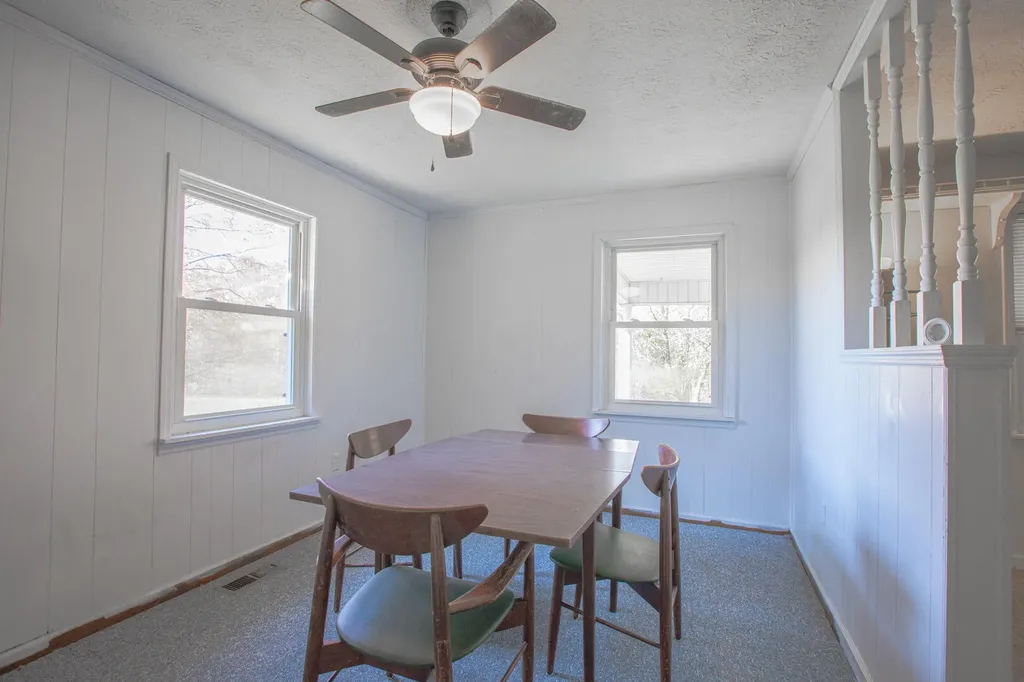 320 Cravens Hollow Road Liberty KY 42539