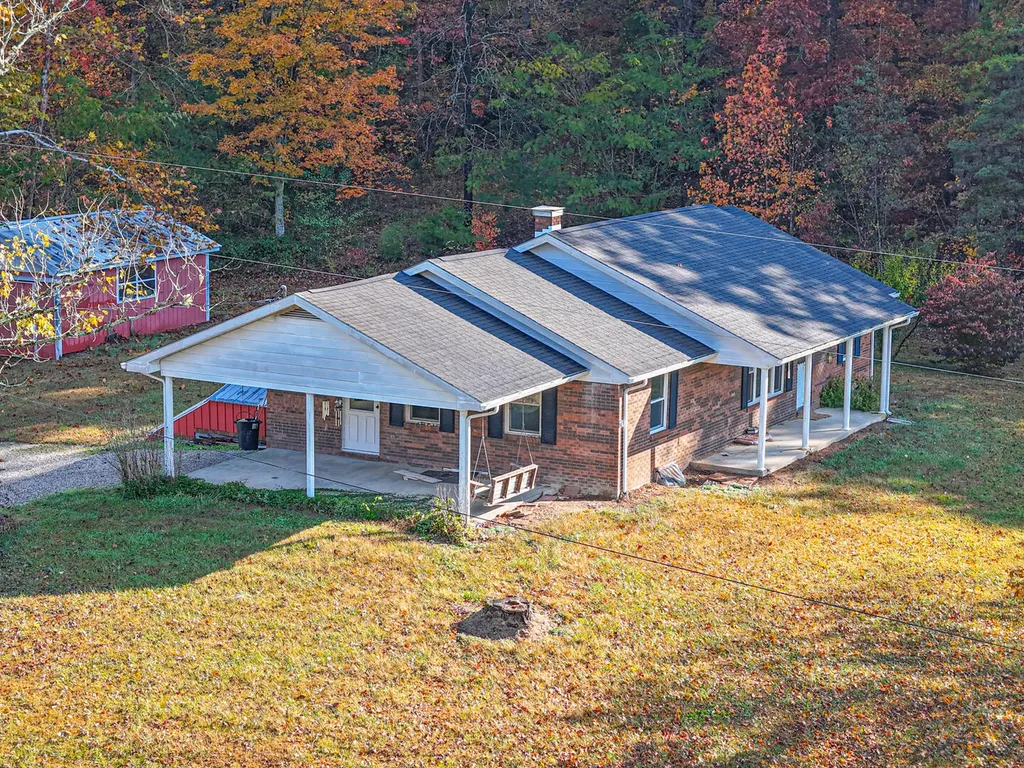 320 Cravens Hollow Road Liberty KY 42539