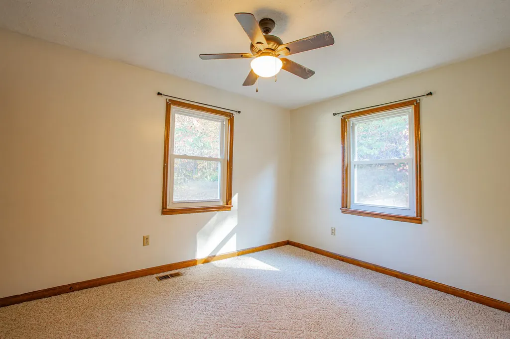 320 Cravens Hollow Road Liberty KY 42539