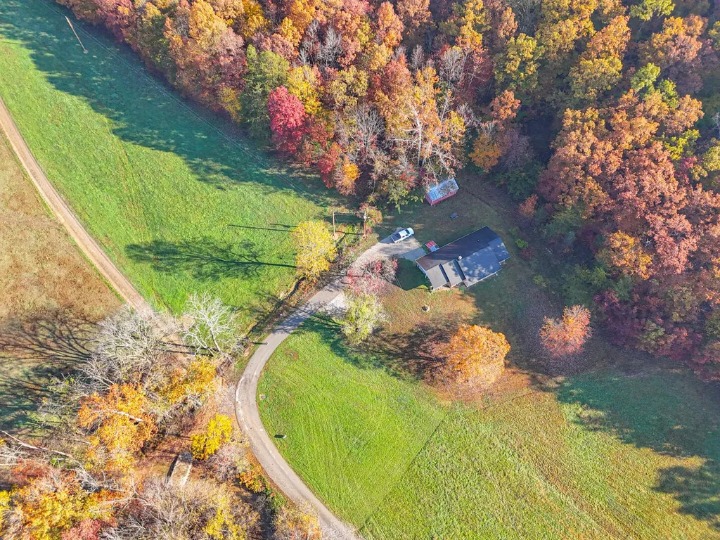 320 Cravens Hollow Road Liberty KY 42539