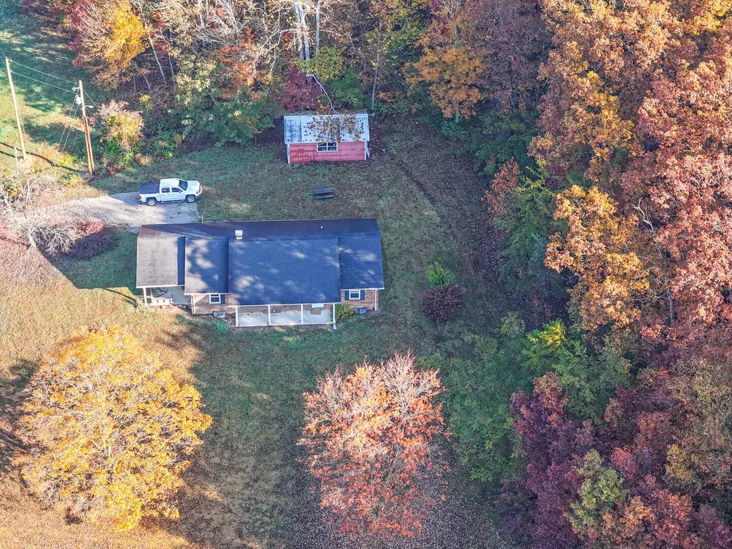 320 Cravens Hollow Road Liberty KY 42539