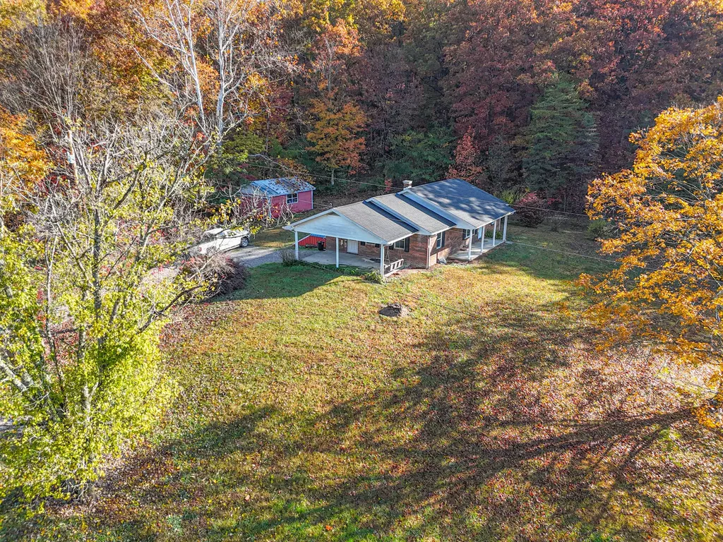 320 Cravens Hollow Road Liberty KY 42539