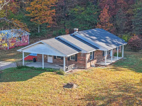 320 Cravens Hollow Road Liberty KY 42539