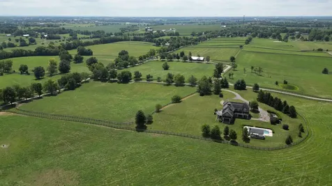 613 Hutchison Road Paris KY 40361