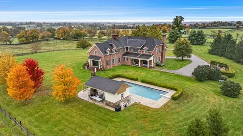 613 Hutchison Road Paris KY 40361