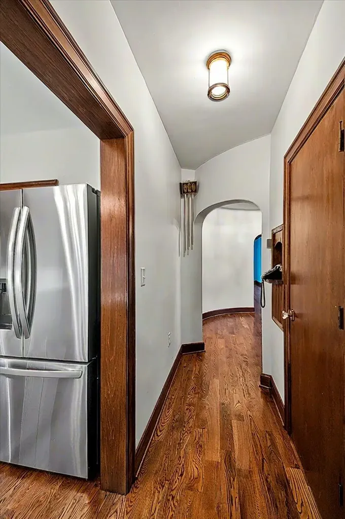 207 Paul Sawyier Drive Frankfort KY 40601