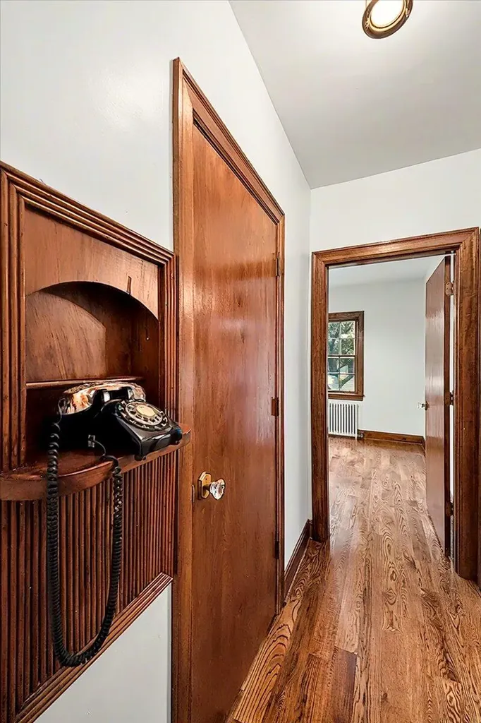 207 Paul Sawyier Drive Frankfort KY 40601
