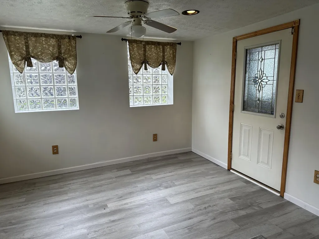 220 Leon Boulevard Williamstown KY 41097