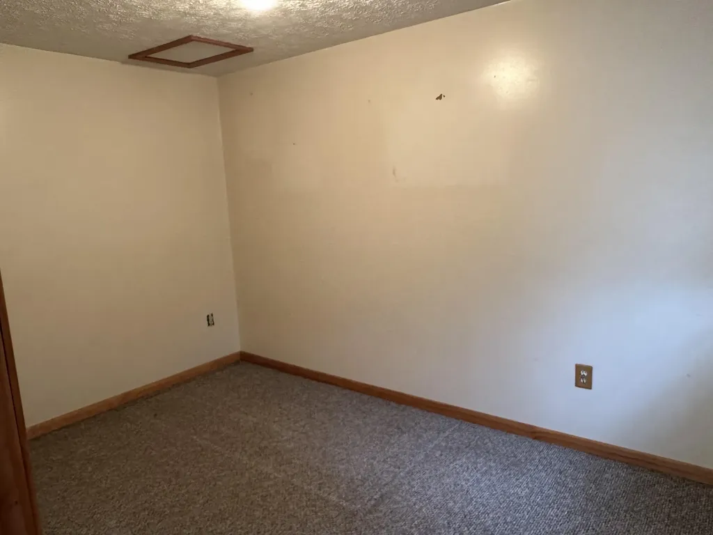 220 Leon Boulevard Williamstown KY 41097