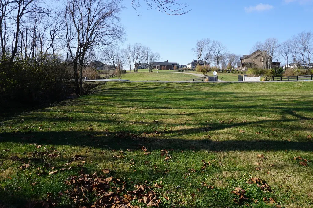 2210 Carpenter Pike Versailles KY 40383