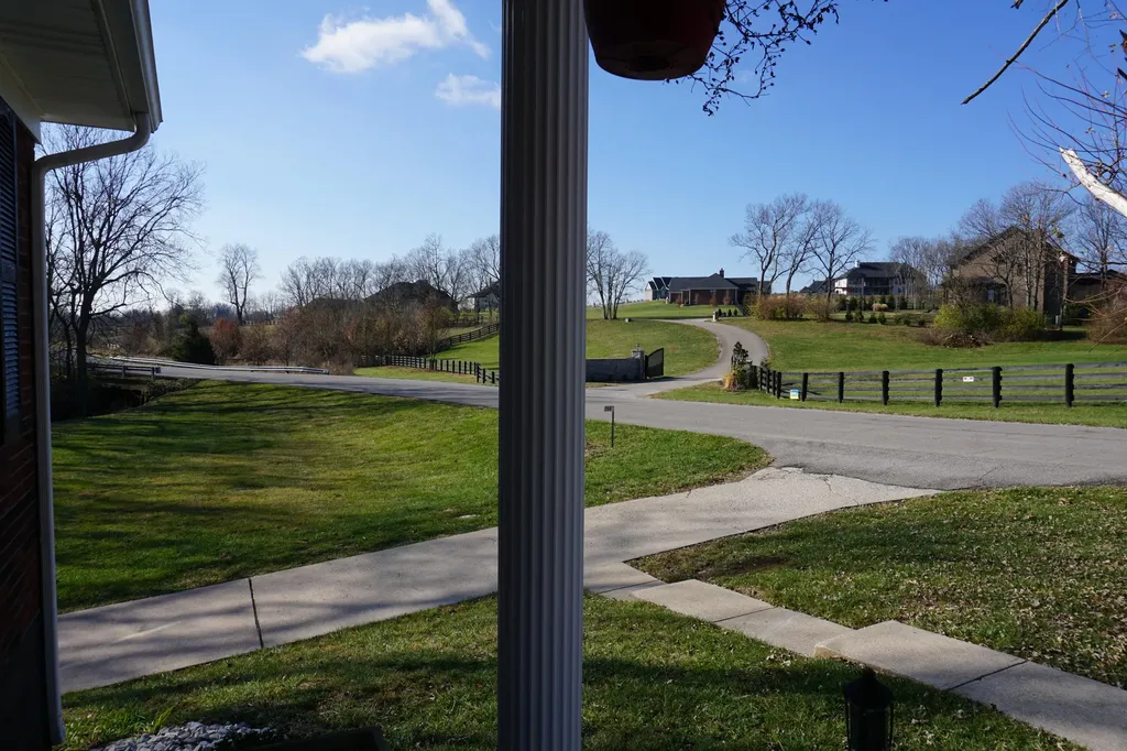 2210 Carpenter Pike Versailles KY 40383