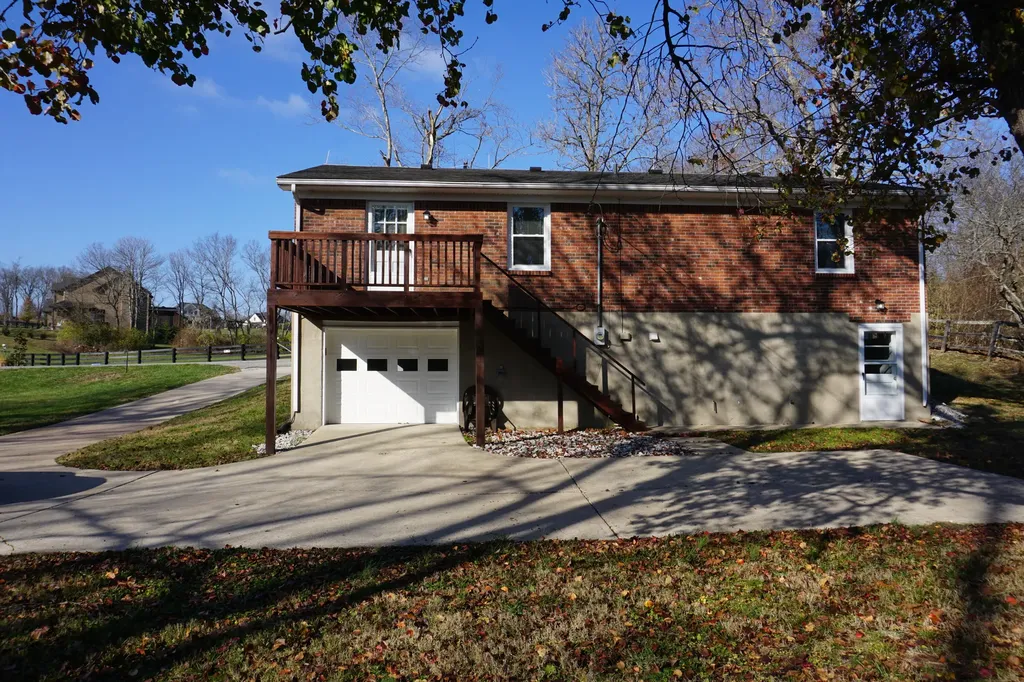 2210 Carpenter Pike Versailles KY 40383