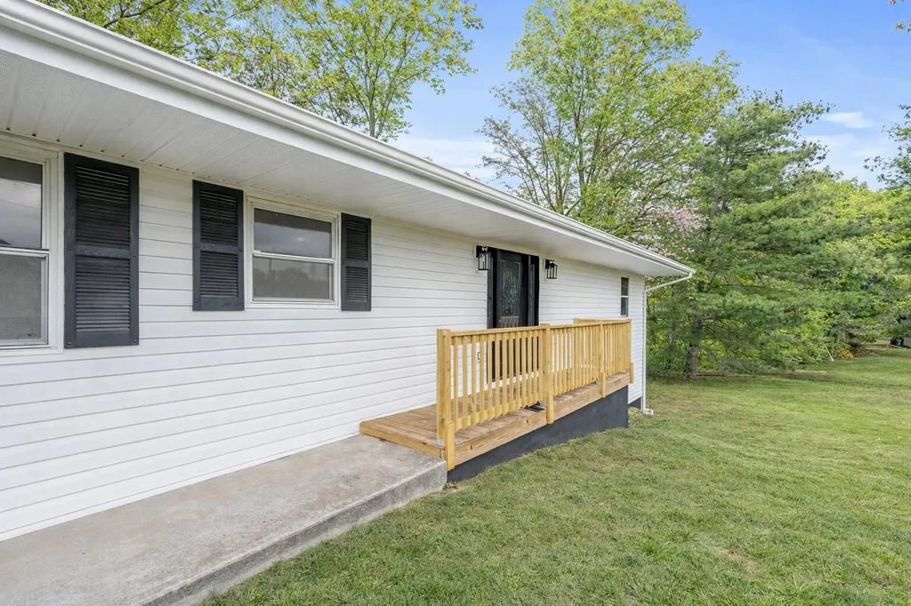 306 Allen Drive Stanton KY 40380