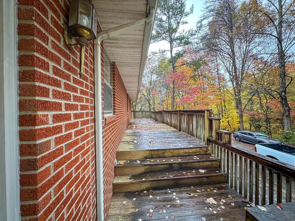 230 North Laurel Road London KY 40741