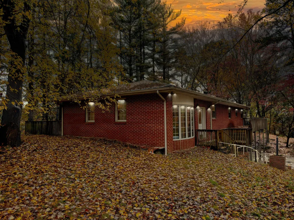 230 North Laurel Road London KY 40741