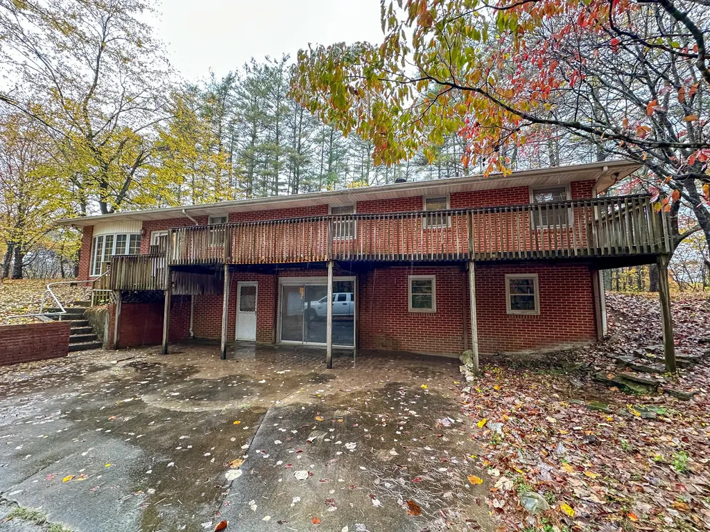 230 North Laurel Road London KY 40741