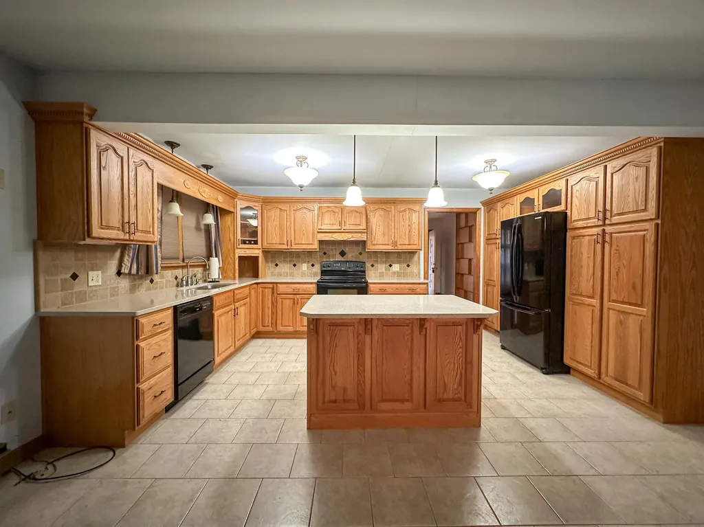230 North Laurel Road London KY 40741