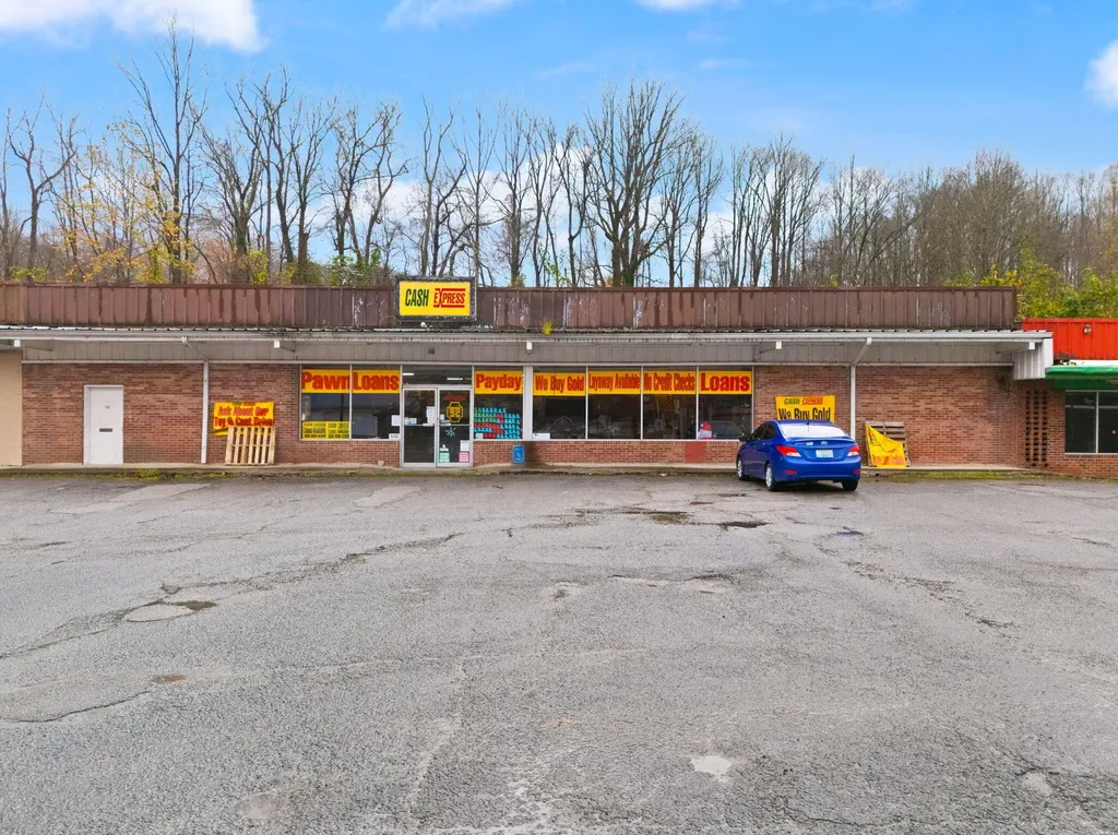 1310 E Main Street Cumberland KY 40823