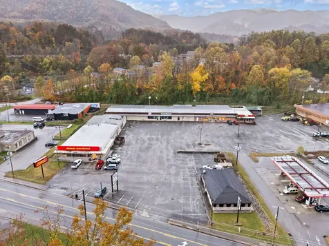 1310 E Main Street Cumberland KY 40823