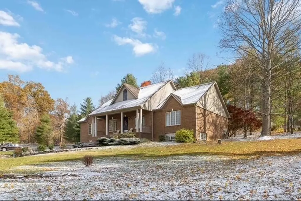 521 Water Cliff Drive Somerset KY 42503
