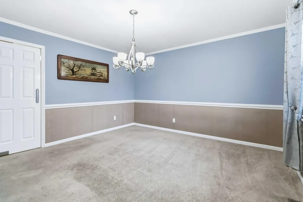 229 S Collins Street Richmond KY 40475