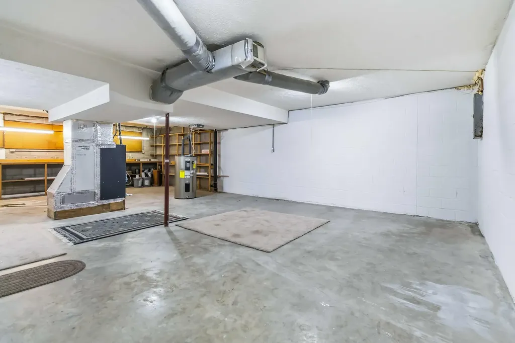 229 S Collins Street Richmond KY 40475