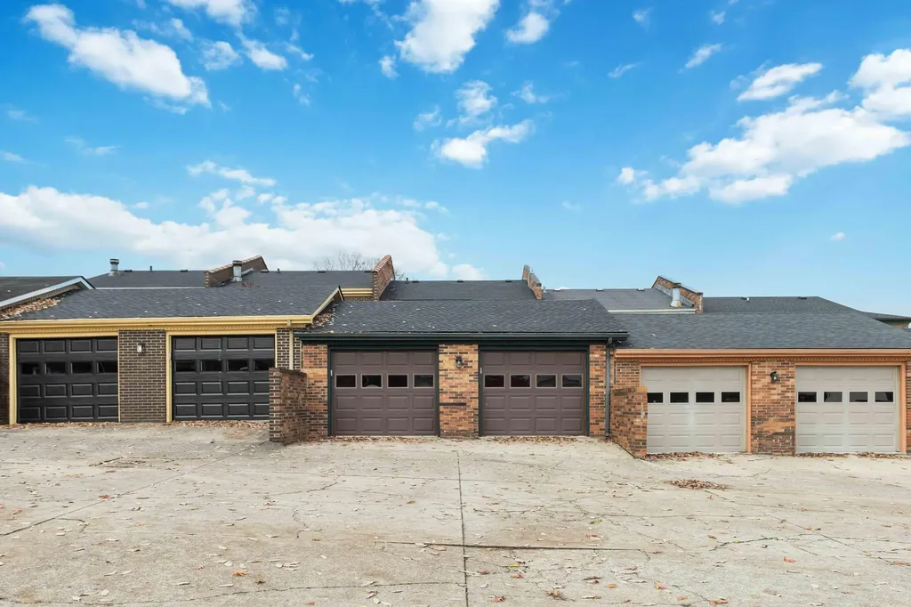 229 S Collins Street Richmond KY 40475